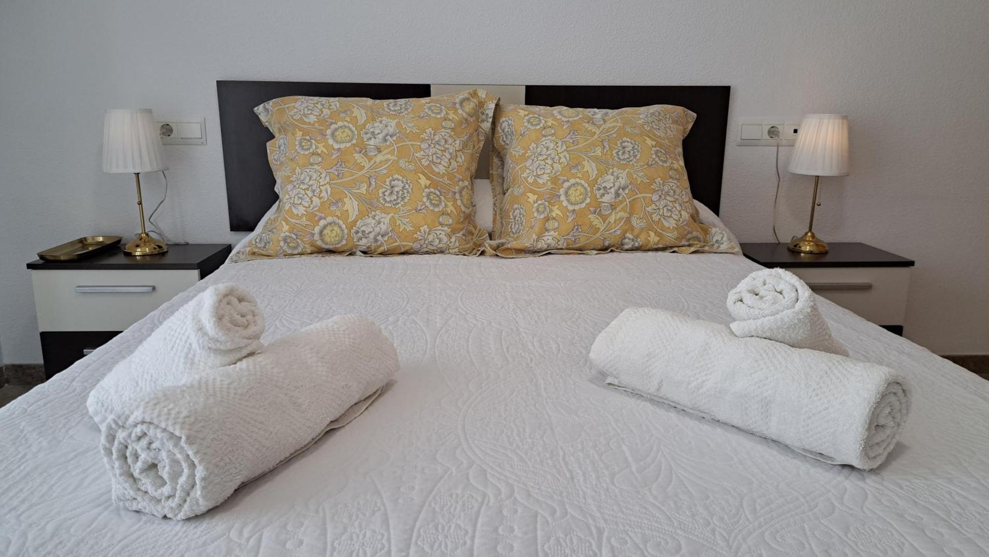 Apartamentos Maria Cristina Con Parking Gratis Córdoba Kültér fotó